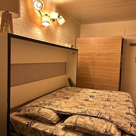 Le Chanzy Proche Des Thermes Et De La Gare Rochefort  Kültér fotó